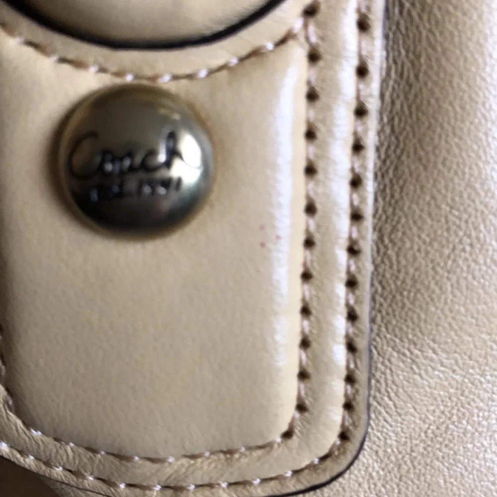 NWT Factory Coach Handbag - Picture 13 of 13